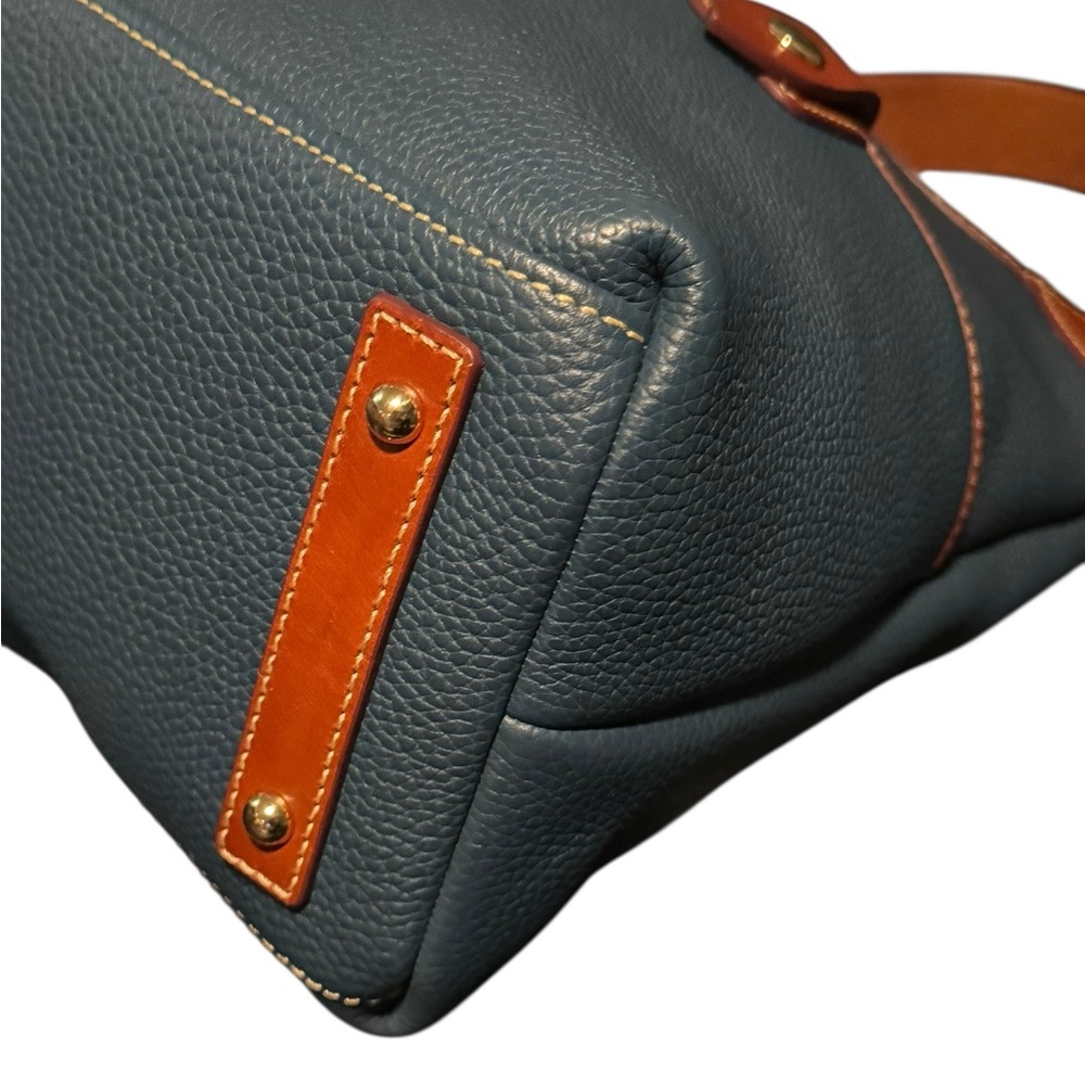 Dooney & Bourke Pebble Grain Shoulder Bag NWOT - Picture 9 of 13